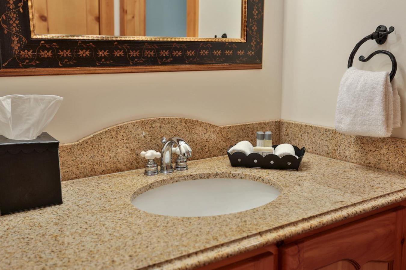 Boyne Mountain Hotel Boyne Falls Стая снимка